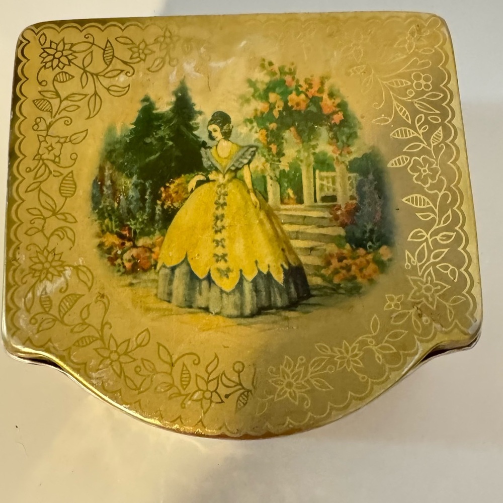 Vintage Decorative Hinged Tin Victorian Lady Woman Garden Golden Made In England